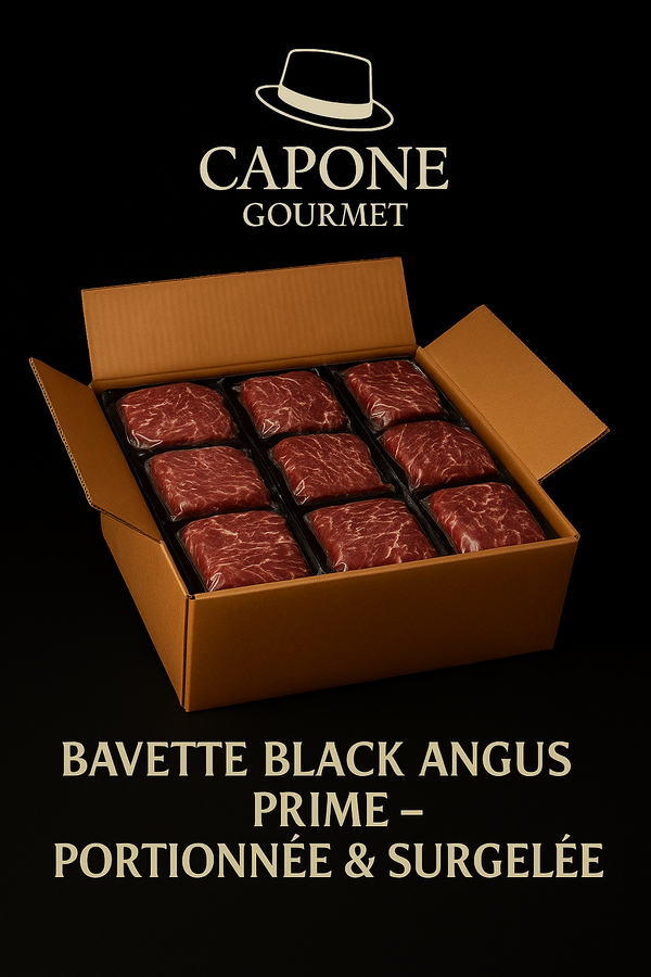 Image d’une caisse premium Capone Gourmet contenant plusieurs portions de bavette Black Angus Prime, chacune emballée individuellement sous vide, présentée sur fond noir élégant avec le logo Capone Gourmet.