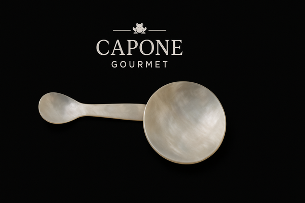 Cuillère et assiette en nacre pour caviar – Capone Gourmet